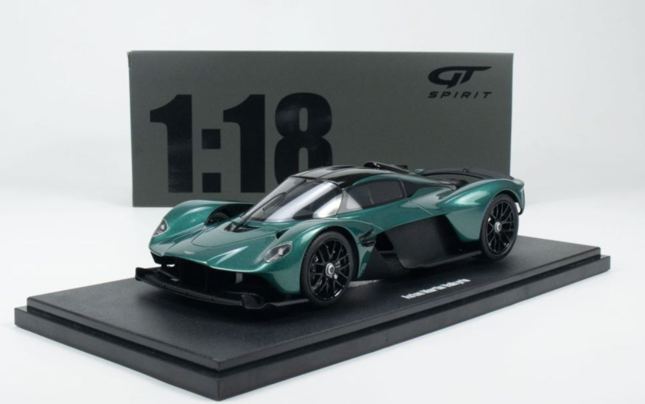 Aston Martin Valkyrie 1/18