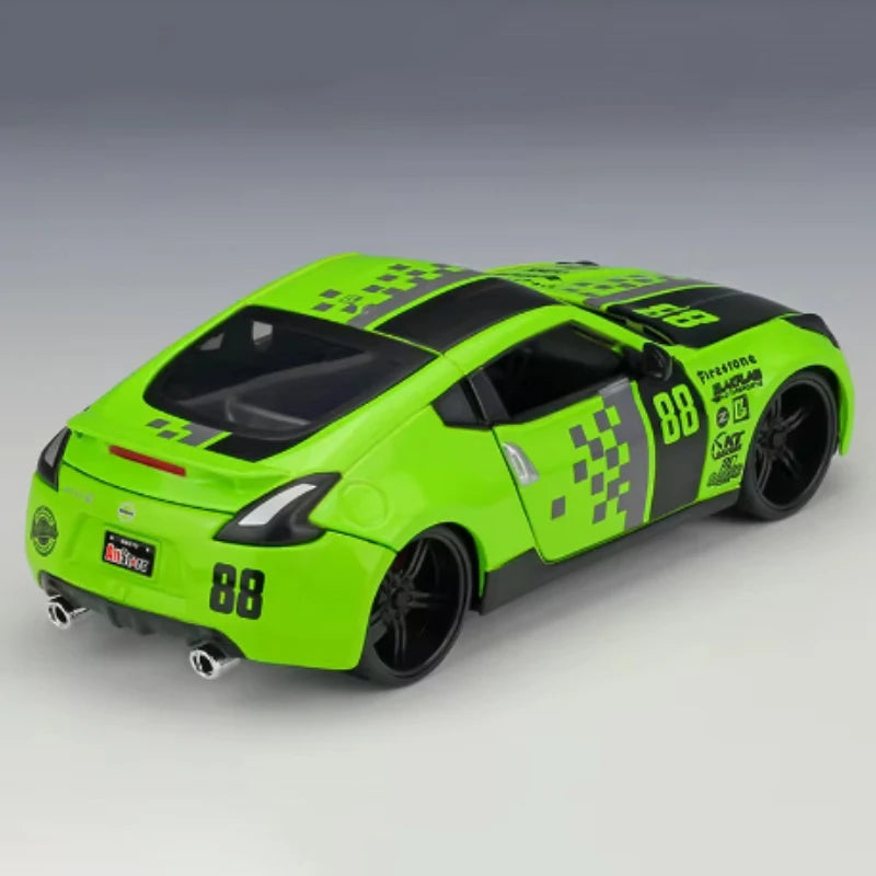 Nissan 370Z 1:18