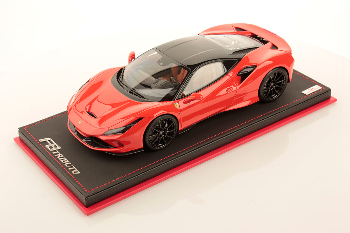 Ferrari F8 Tributo 1:18