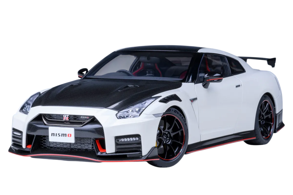 Nissan GTR R35 Nismo 1:18