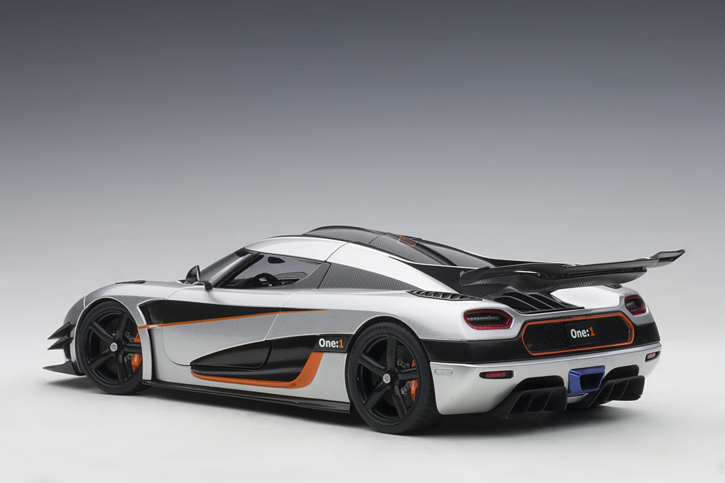 Koenigsegg ONE:1 1:18
