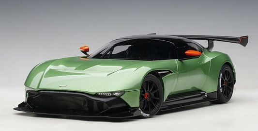 Aston Martin Vulcan 1:18